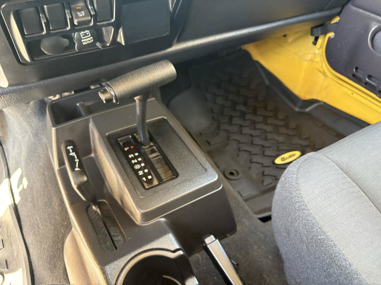 Used 2006 Jeep Wrangler X AWD/4WD image 71