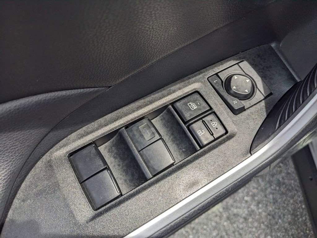 Used 2024 Toyota RAV4 LE AWD/4WD image 48