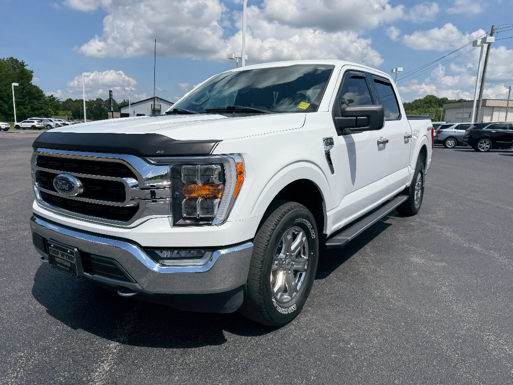 Used 2021 Ford F150 XLT w/ Equipment Group 302A High AWD/4WD image 3