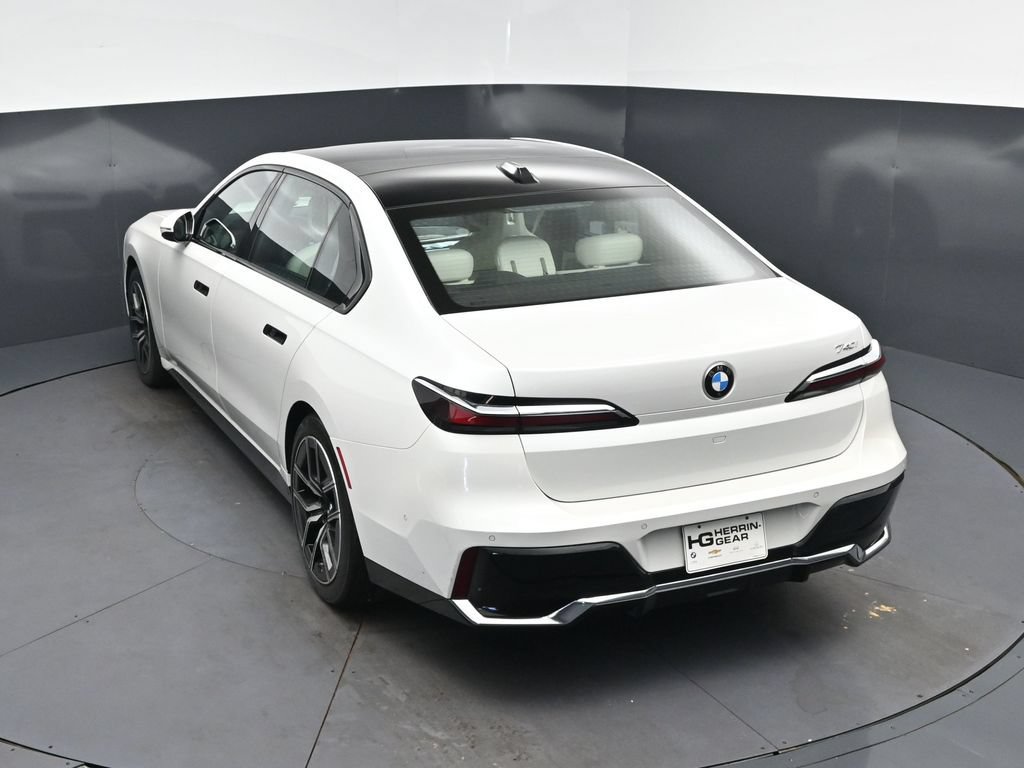 Certified 2024 BMW 740i w/ Executive Package RWD image 33