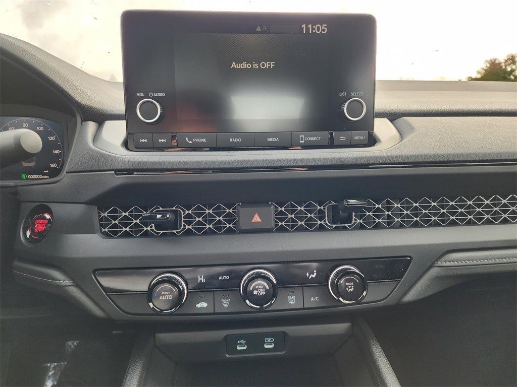 Certified 2025 Honda Accord LX image 25