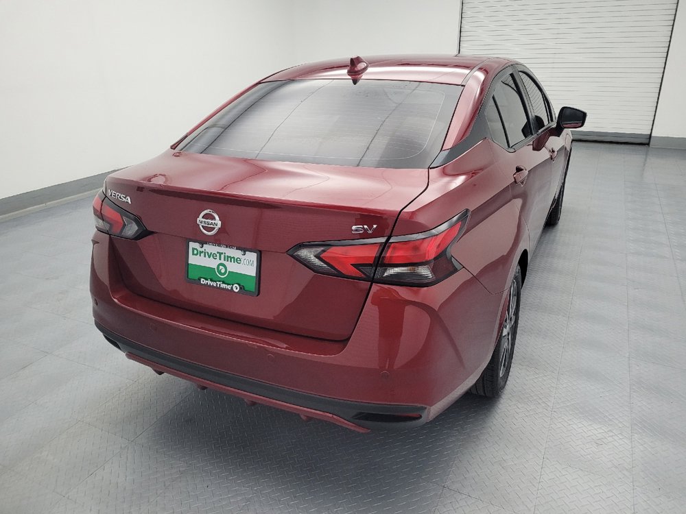 Used 2021 Nissan Versa SV FWD image 7