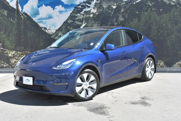 Used 2021 Tesla Model Y Long Range image 6