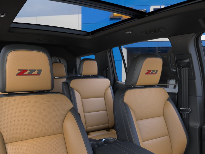 New 2027 Chevrolet Traverse Z71 w/ Driver Confidence Package AWD/4WD image 24