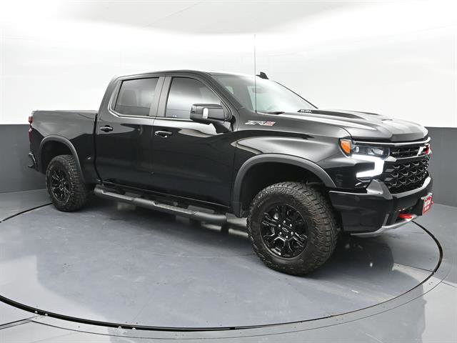 Used 2024 Chevrolet Silverado 1500 ZR2 w/ Technology Package AWD/4WD image 2