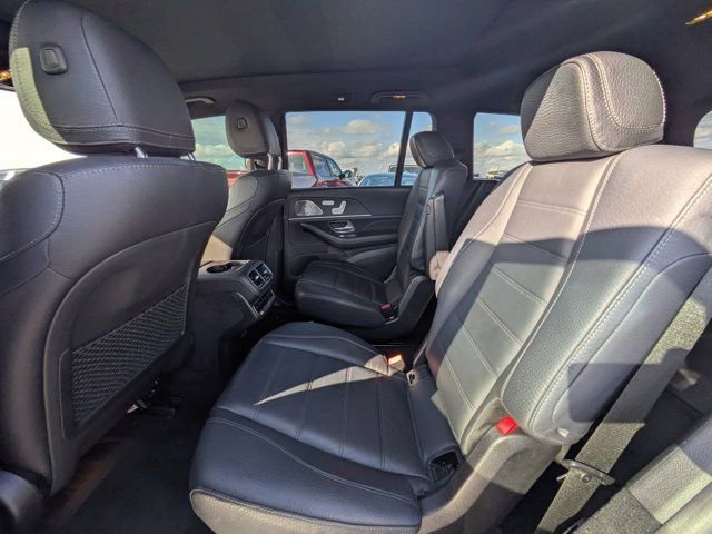 Used 2022 Mercedes-Benz GLS 450 4MATIC image 12