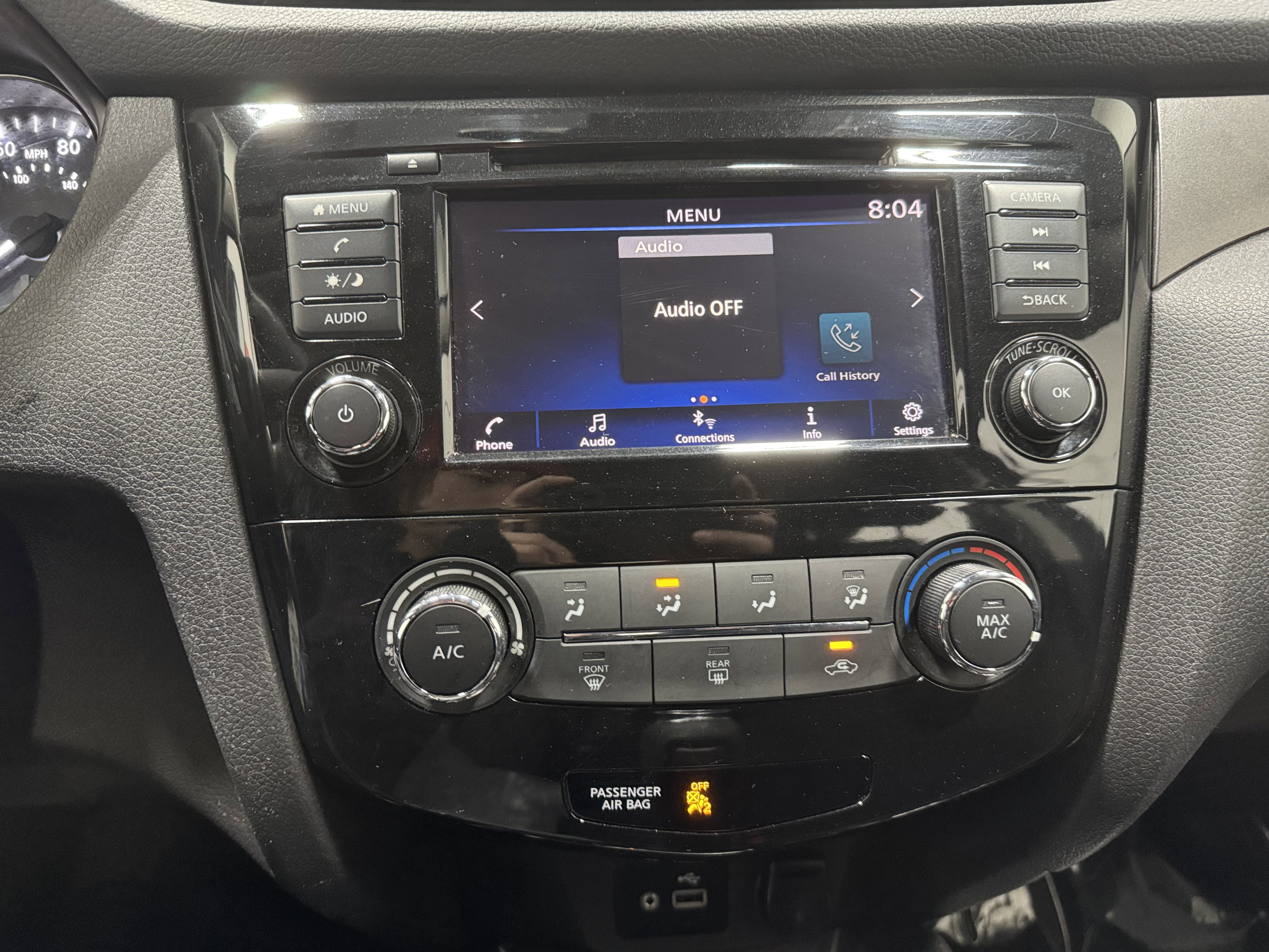 Used 2020 Nissan Rogue Sport S image 28