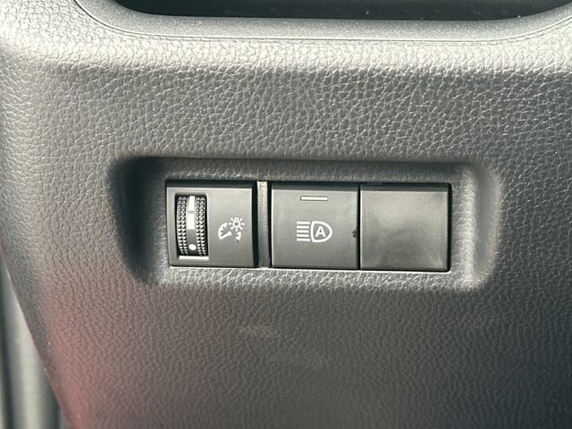 Certified 2025 Toyota RAV4 LE image 21