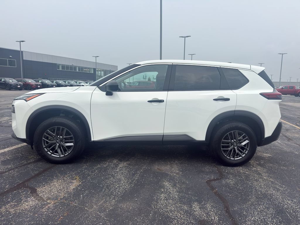 Certified 2023 Nissan Rogue S AWD/4WD image 6