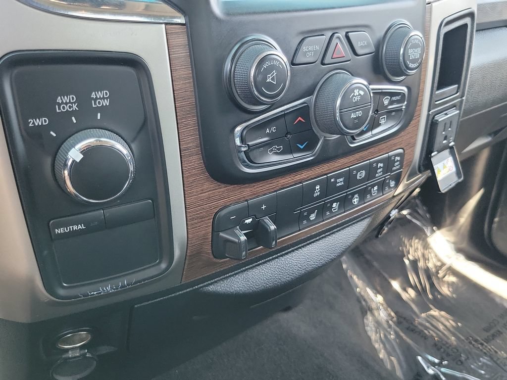 Used 2017 RAM 2500 Laramie AWD/4WD image 14