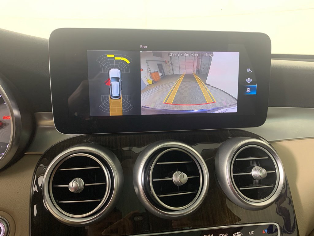 Used 2021 Mercedes-Benz GLC 300 image 28