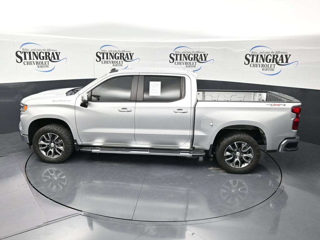 Used 2022 Chevrolet Silverado 1500 LT AWD/4WD image 23