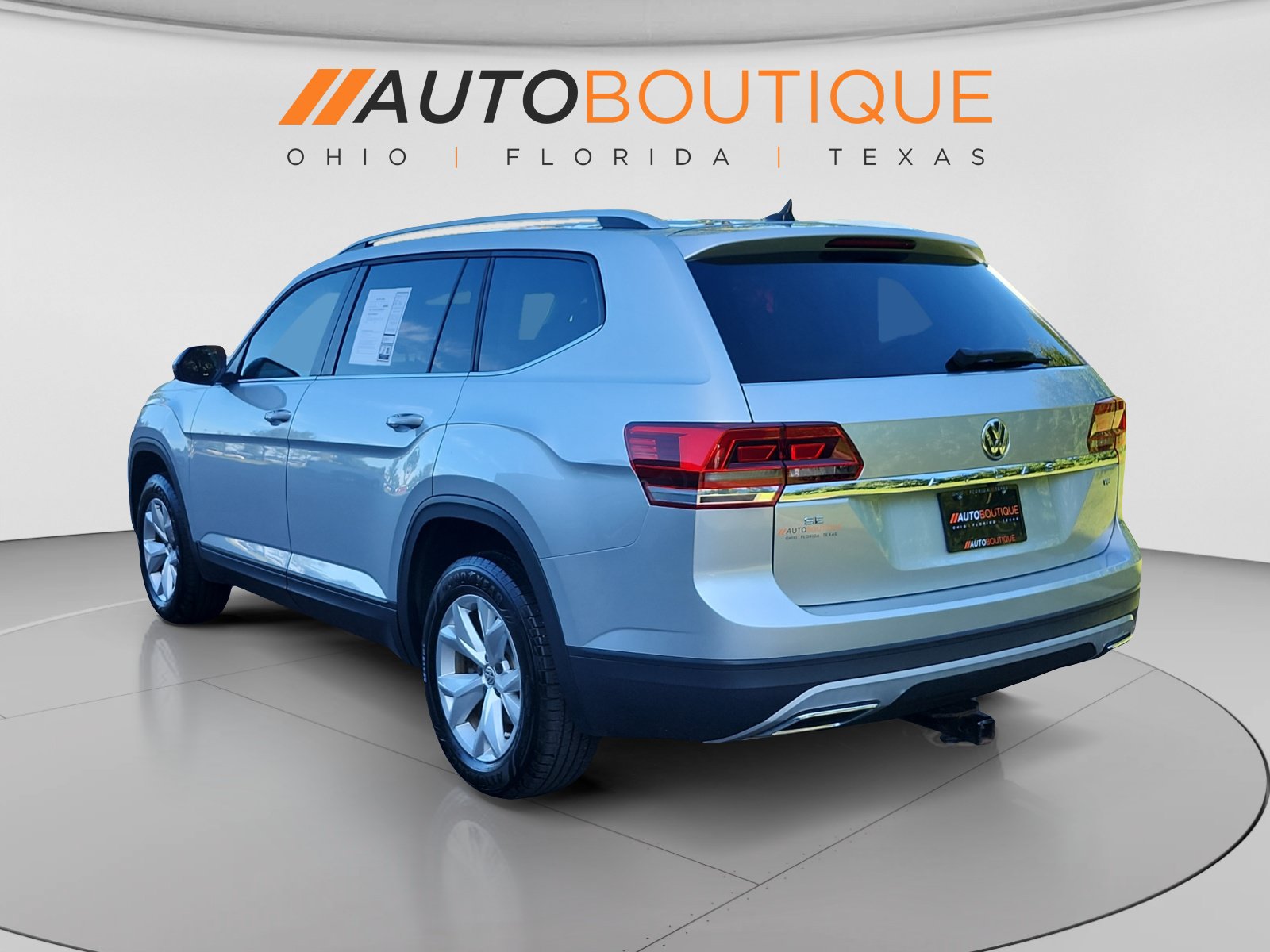 Used 2018 Volkswagen Atlas SE FWD image 3