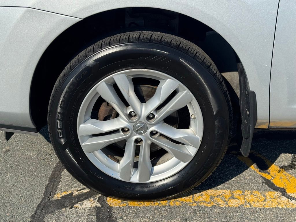Used 2012 Nissan Rogue SV w/ Premium Pkg AWD/4WD image 10