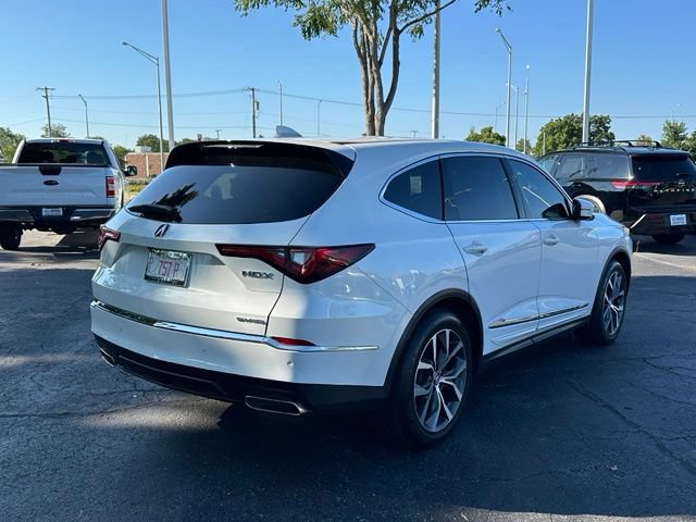 Used 2022 Acura MDX w/ Technology Package AWD/4WD image 3