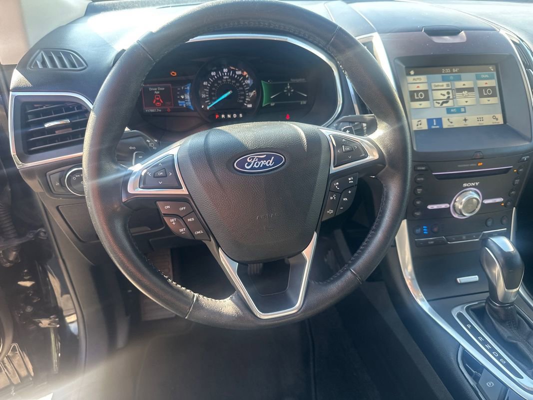 Used 2018 Ford Edge Titanium w/ Equipment Group 301A image 19