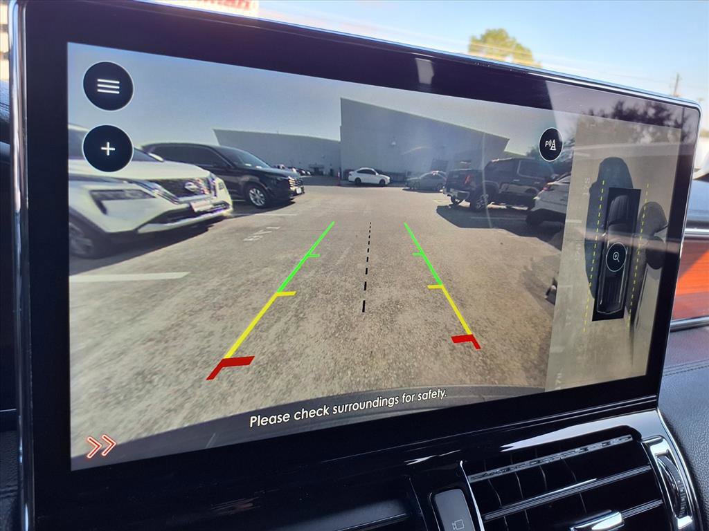 Used 2023 Lincoln Navigator Reserve image 5