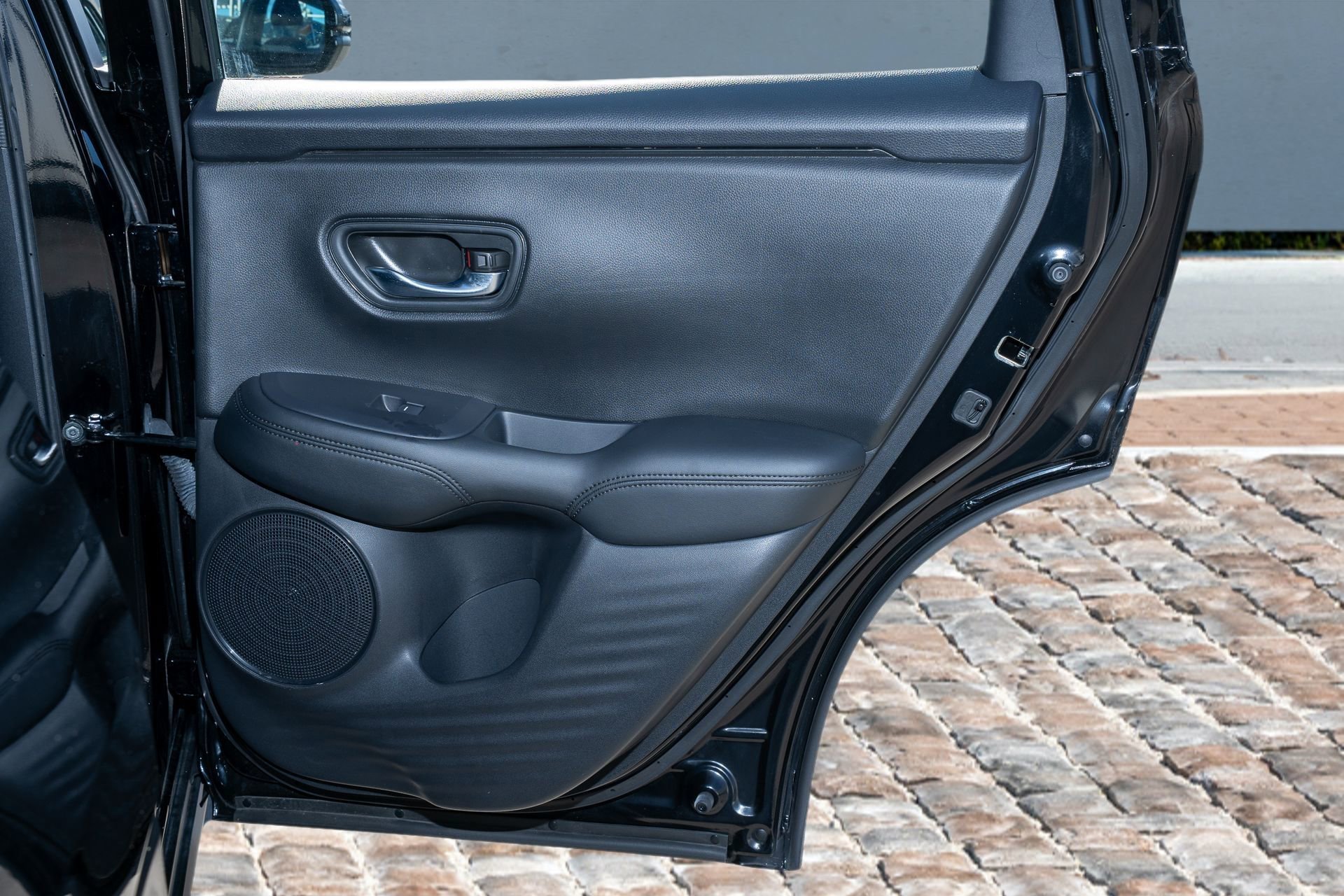 Certified 2023 Honda HR-V LX image 13