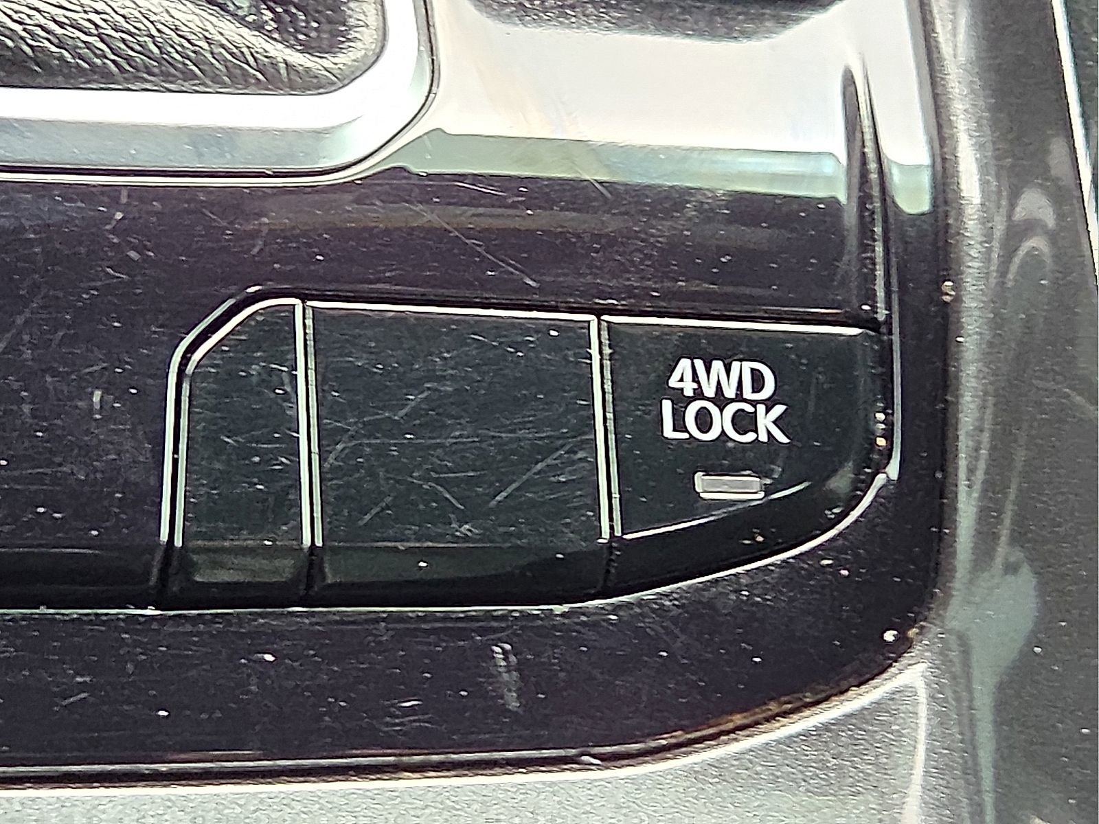 Used 2023 Jeep Compass Latitude AWD/4WD image 21