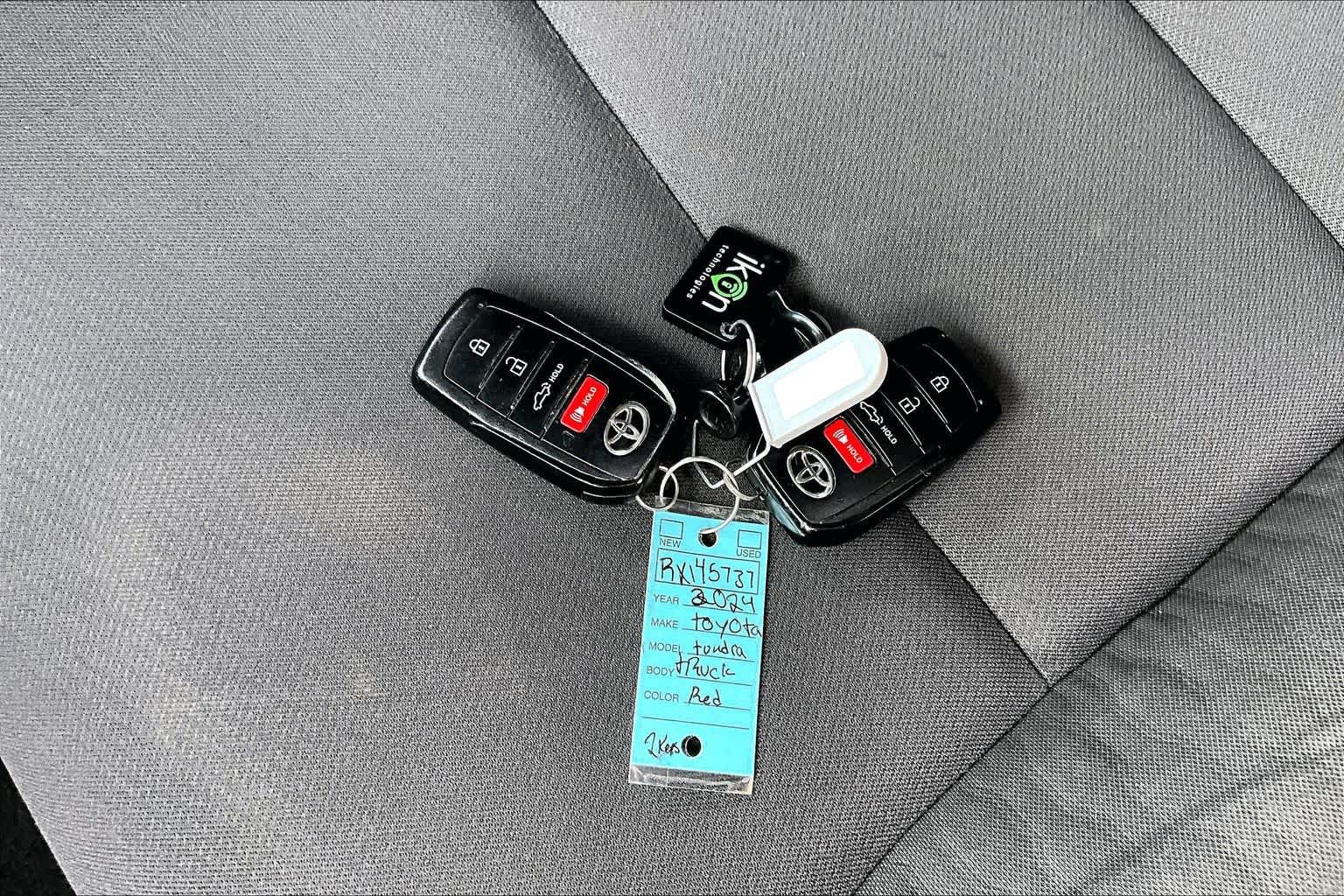 Used 2024 Toyota Tundra SR5 w/ SR5 Convenience Package AWD/4WD image 15
