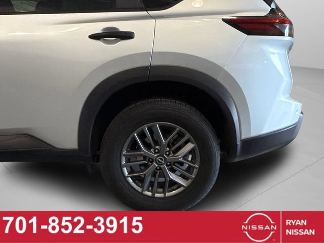 Certified 2024 Nissan Rogue S AWD/4WD image 22