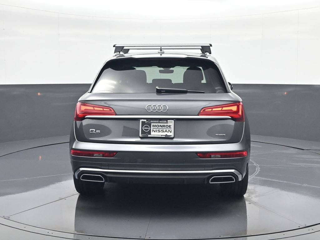Used 2021 Audi Q5 e Premium Plus w/ Premium Plus Package image 6