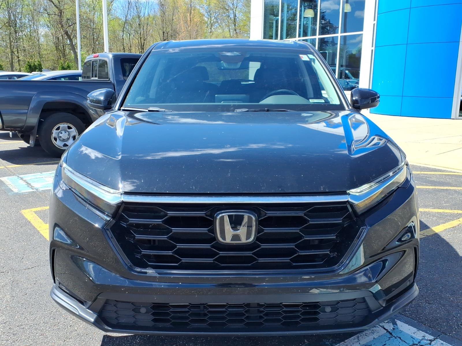 Used 2024 Honda CR-V EX-L image 2