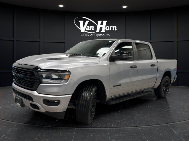 Used 2024 RAM 1500 Laramie AWD/4WD image 3