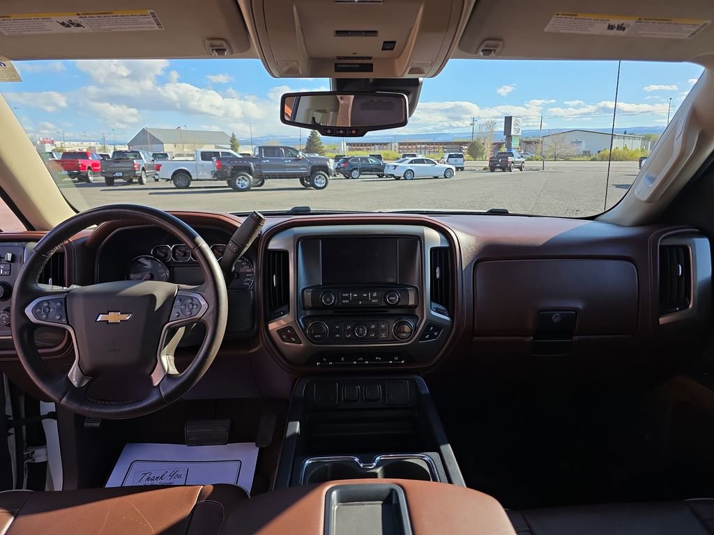 Used 2015 Chevrolet Silverado 1500 High Country w/ High Country Premium Package image 13