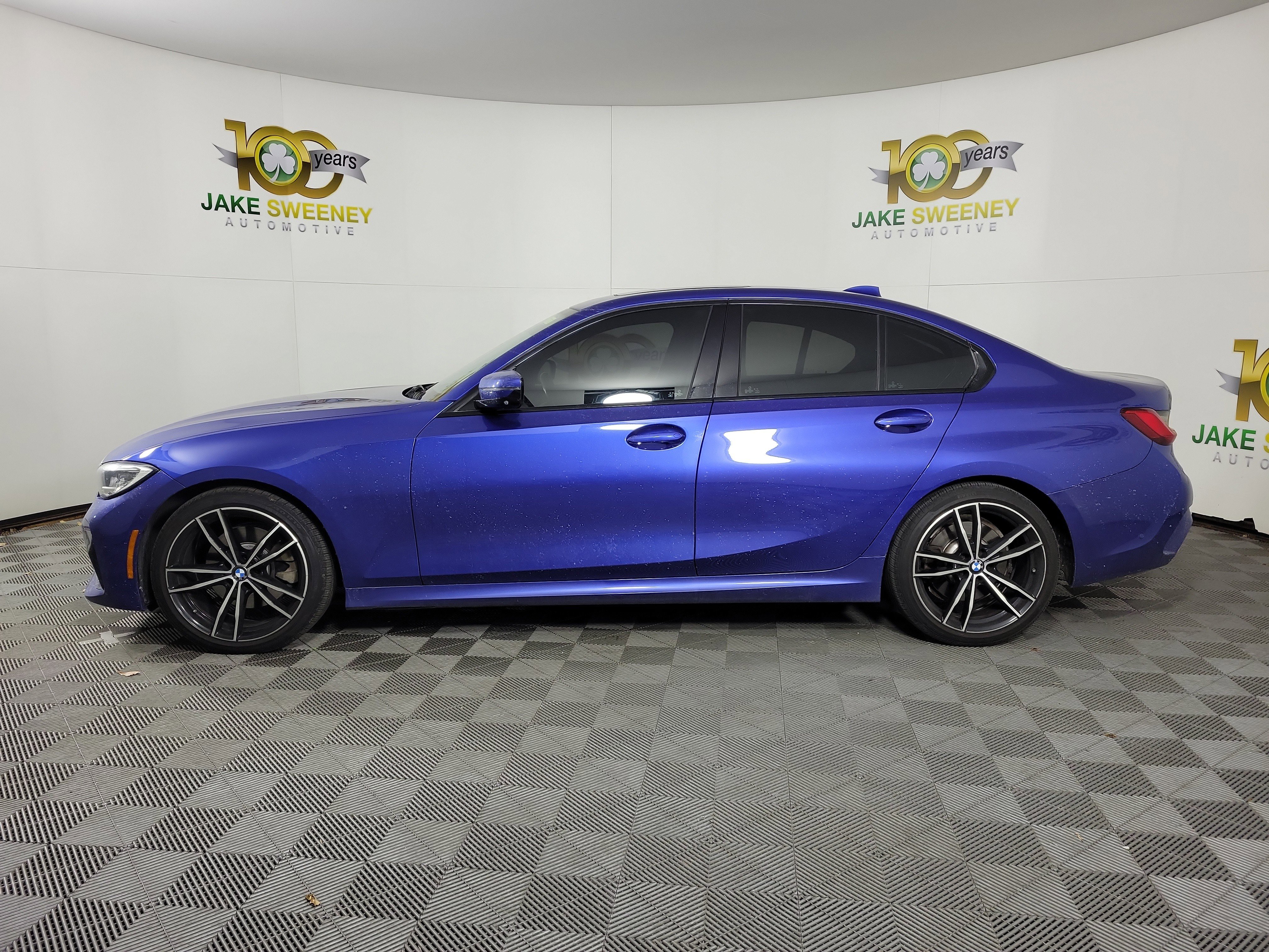 Used 2019 BMW 330i xDrive Sedan w/ M Sport Package image 2