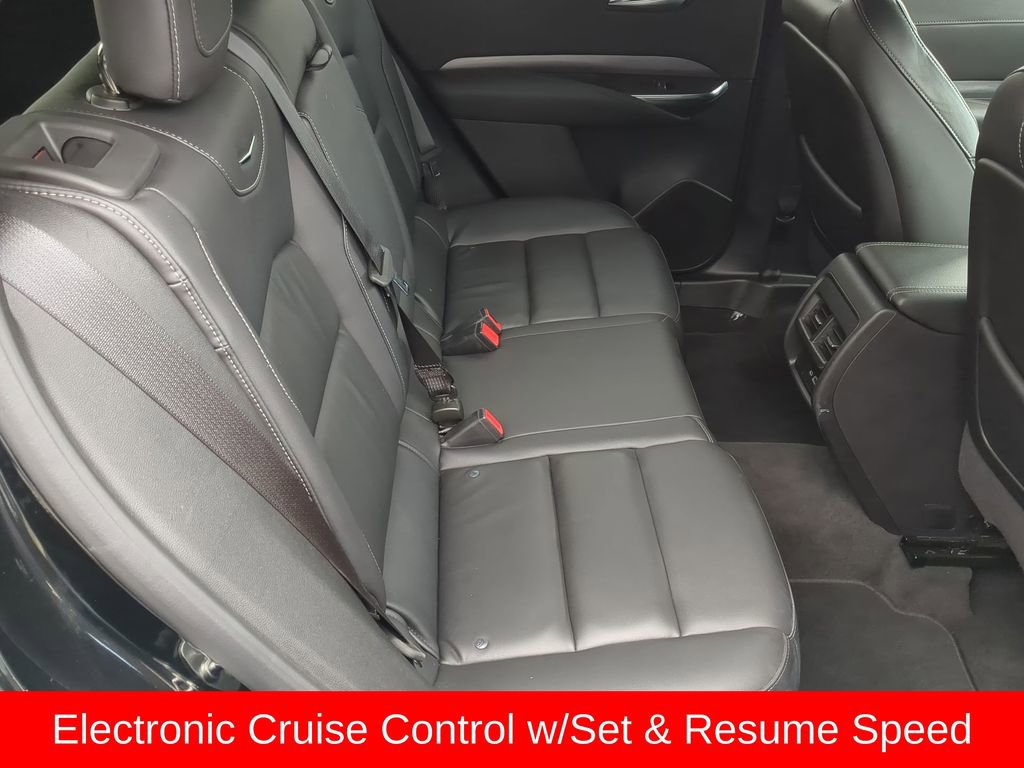 Used 2024 Cadillac XT4 Premium Luxury image 17