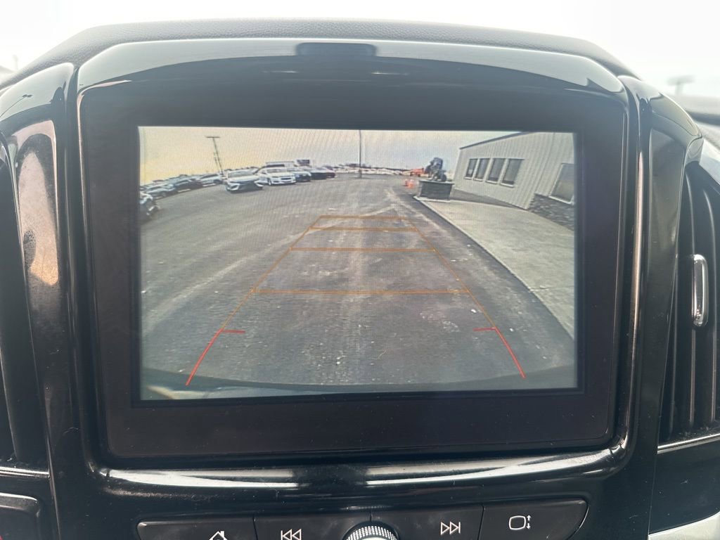 Used 2019 Chevrolet Traverse LT image 17