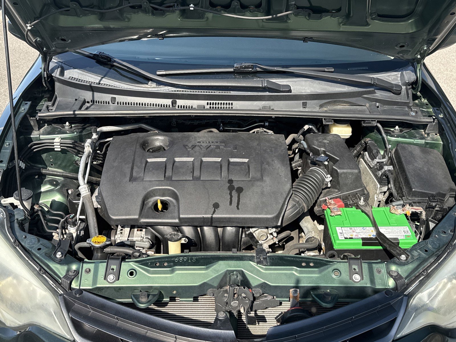 Used 2016 Toyota Corolla LE FWD image 9