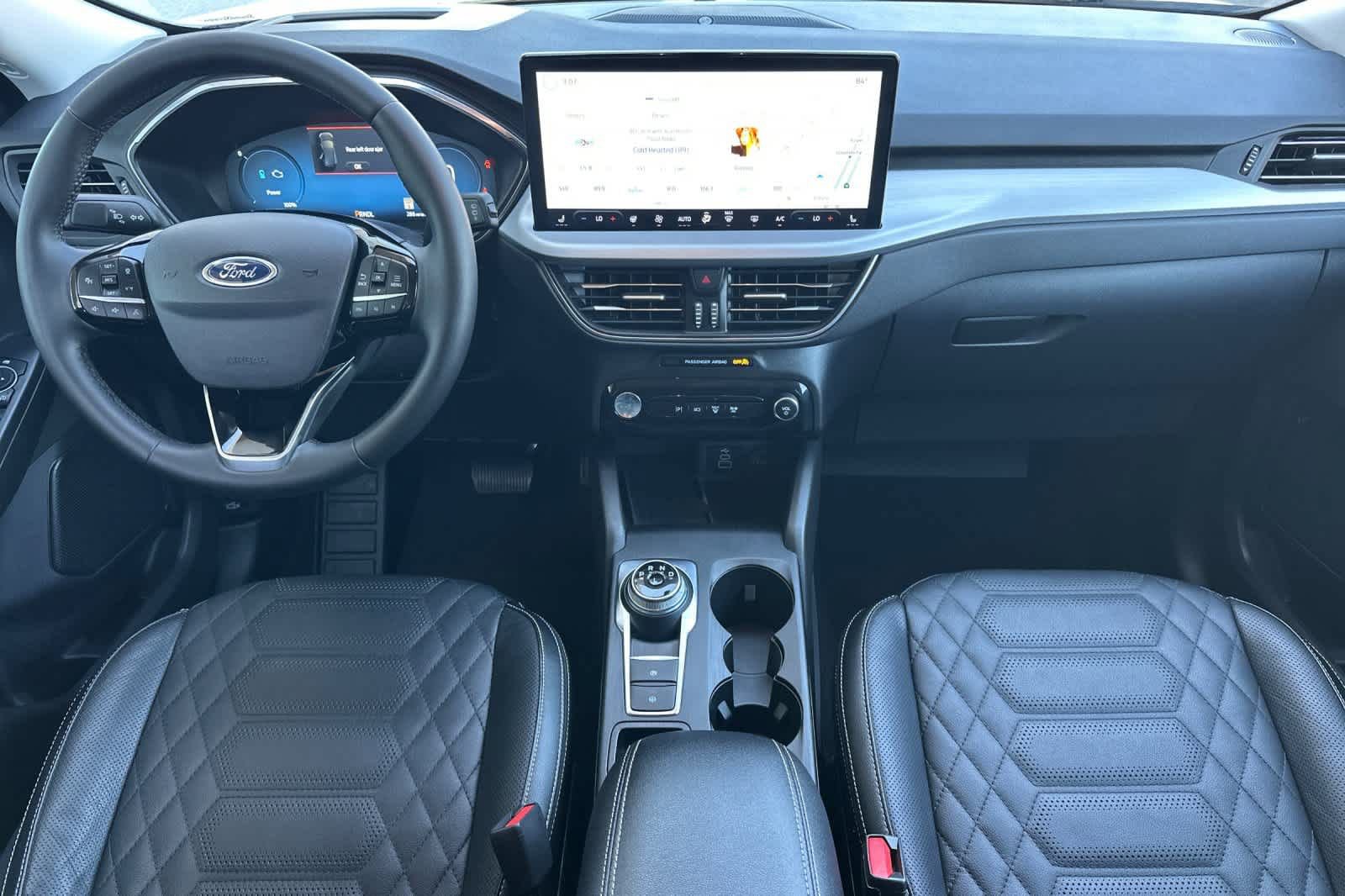 Certified 2024 Ford Escape Platinum w/ Premium Technology Package image 3