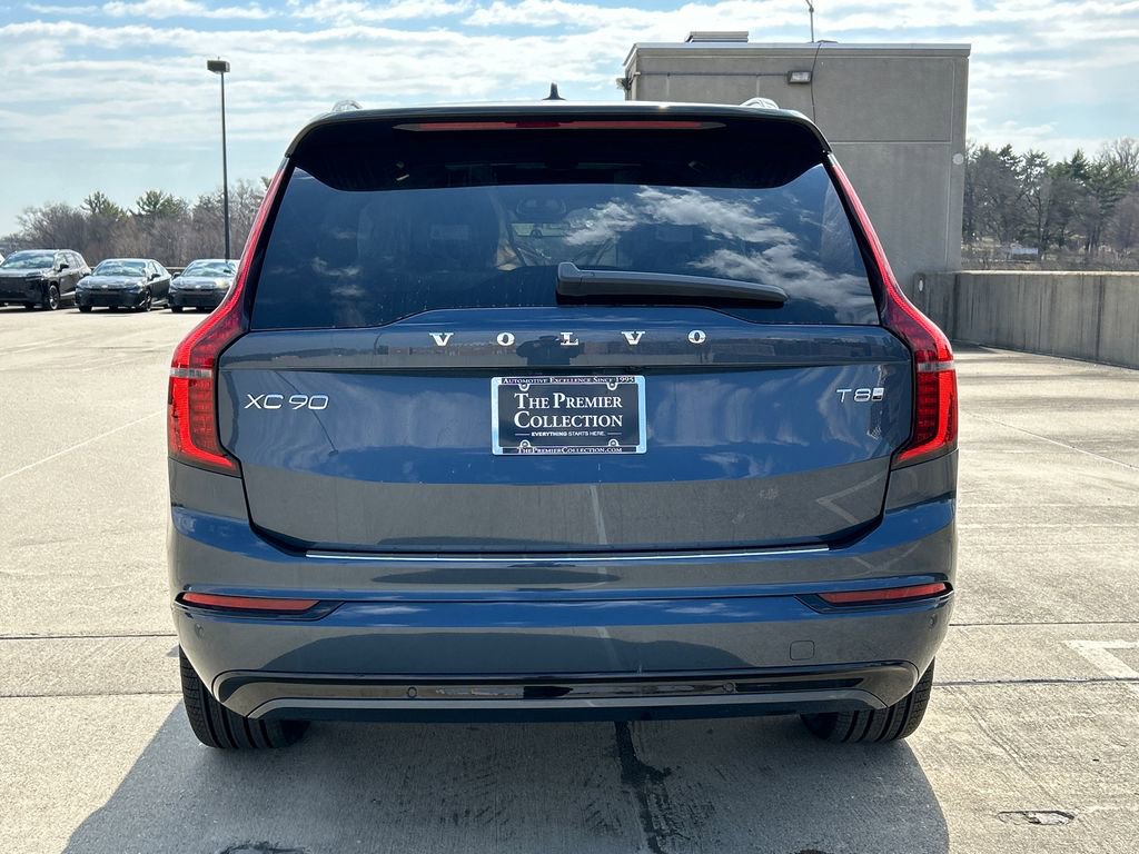 New 2026 Volvo XC90 T8 Ultra w/ Protection Package Premier AWD/4WD image 3