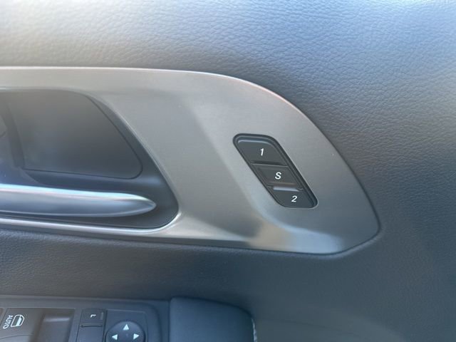 New 2026 Chrysler Pacifica Select image 15