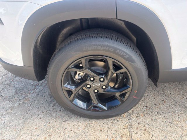 New 2026 Chevrolet Trax LT w/ Midnight Edition FWD image 9