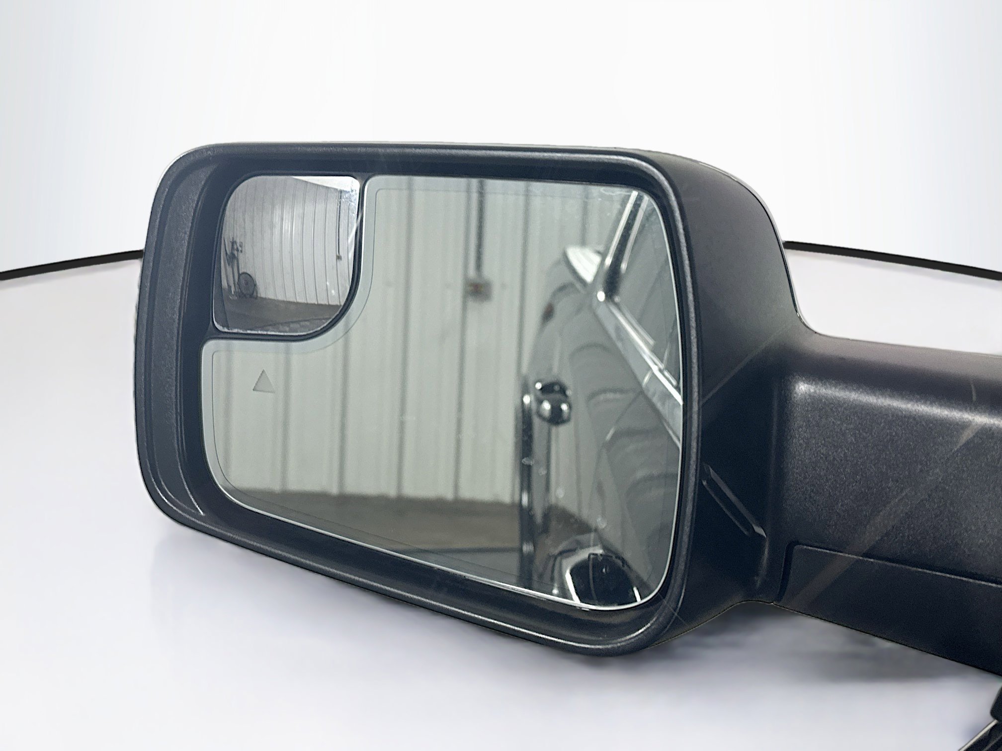 Used 2019 RAM 1500 Limited AWD/4WD image 16