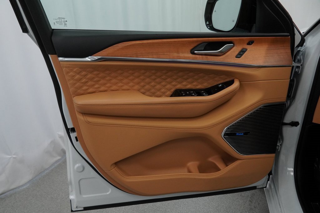 Certified 2024 Jeep Grand Cherokee L Summit image 45