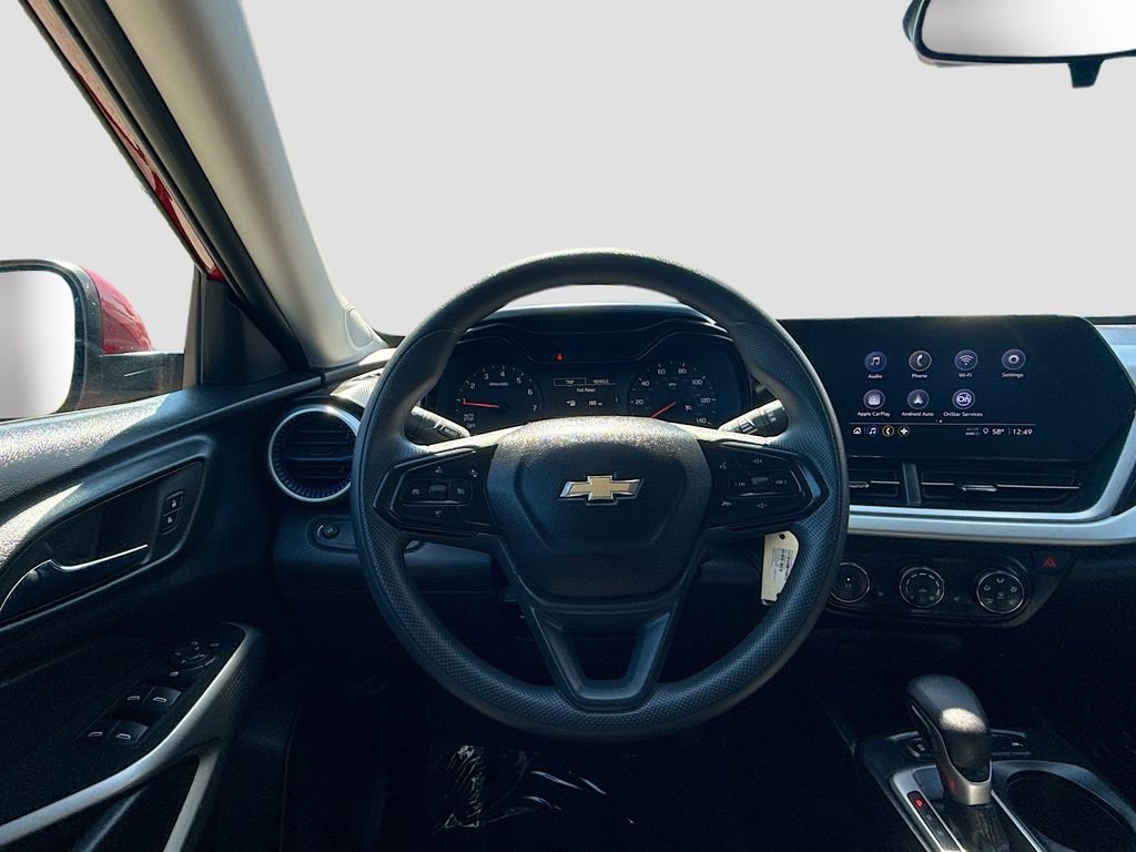 Used 2026 Chevrolet Trax LS w/ LS Convenience Package image 11