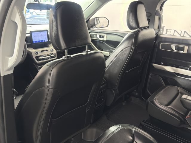 Certified 2023 Ford Explorer XLT w/ Equipment Group 202A RWD image 22