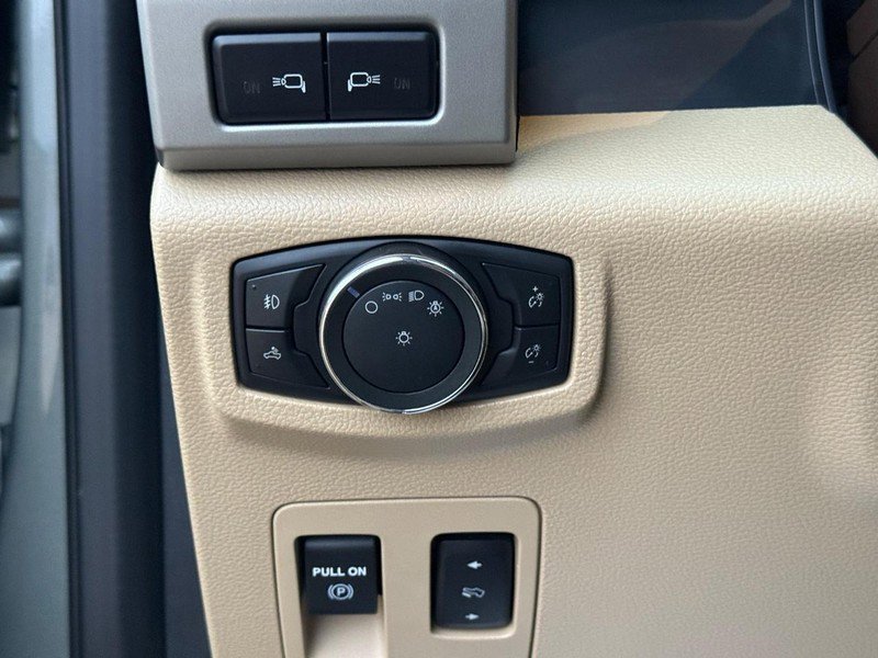 Used 2019 Ford F150 Lariat image 26