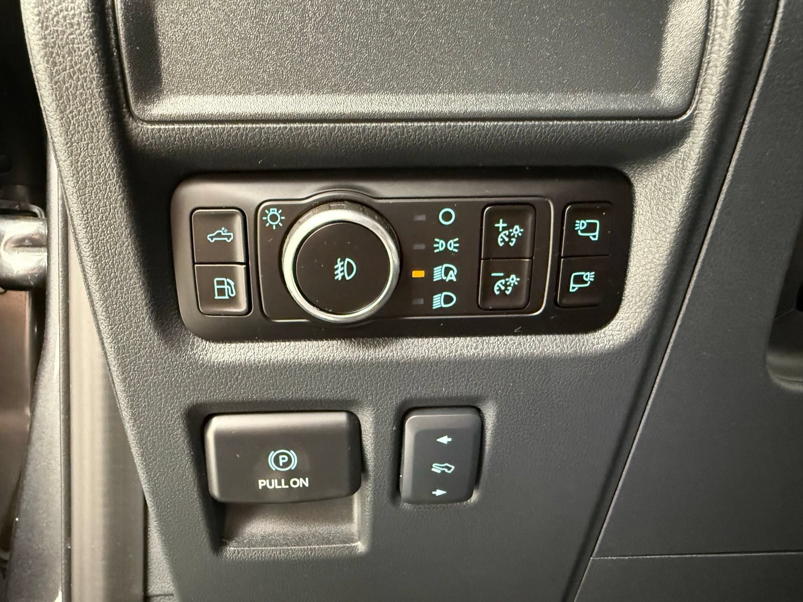 Used 2025 Ford F150 Platinum AWD/4WD image 20