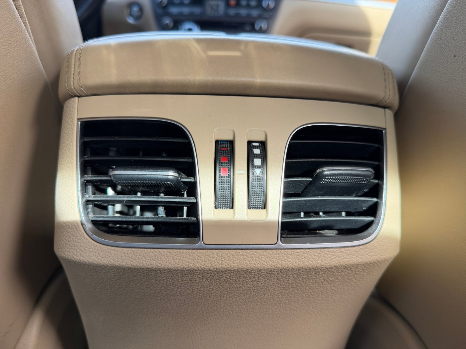 Used 2015 Hyundai Genesis 3.8 w/ Option Group 04 image 32