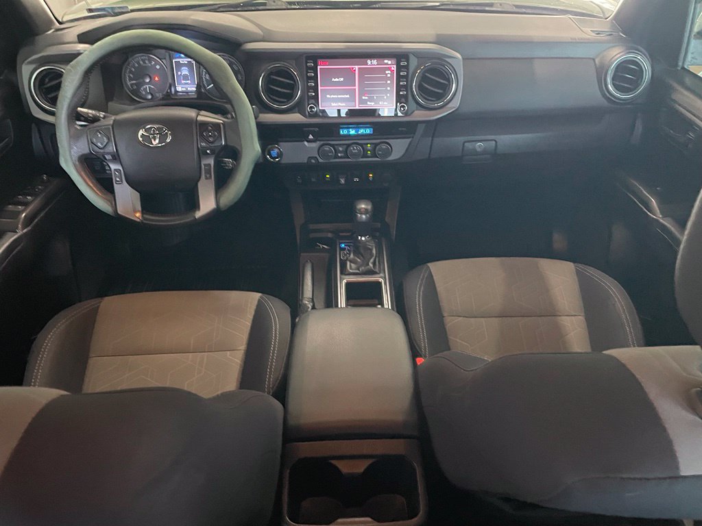 Used 2021 Toyota Tacoma TRD Sport w/ Technology Package RWD image 11