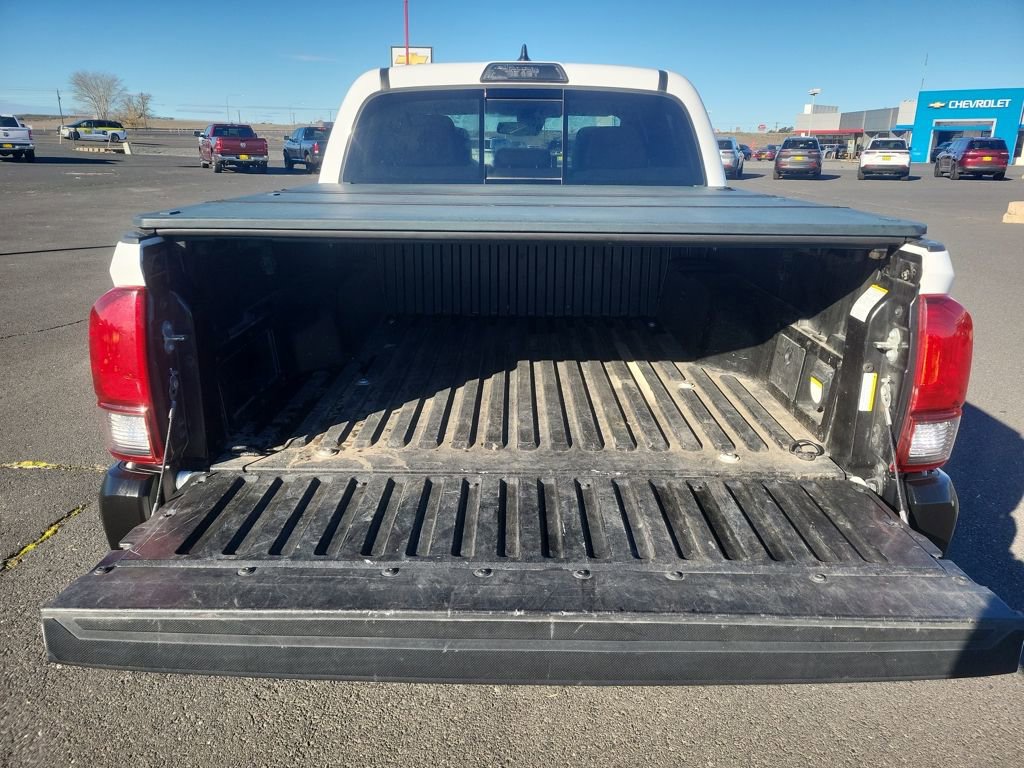 Used 2018 Toyota Tacoma TRD Off-Road image 21