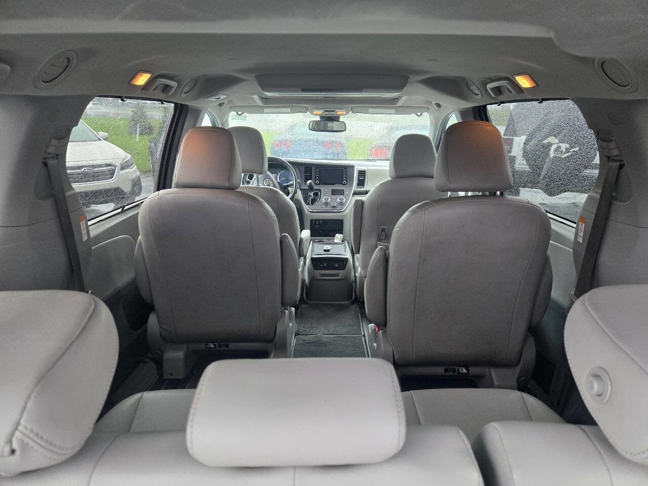 Used 2019 Toyota Sienna XLE Premium w/ Carpet Mat Package AWD/4WD image 16