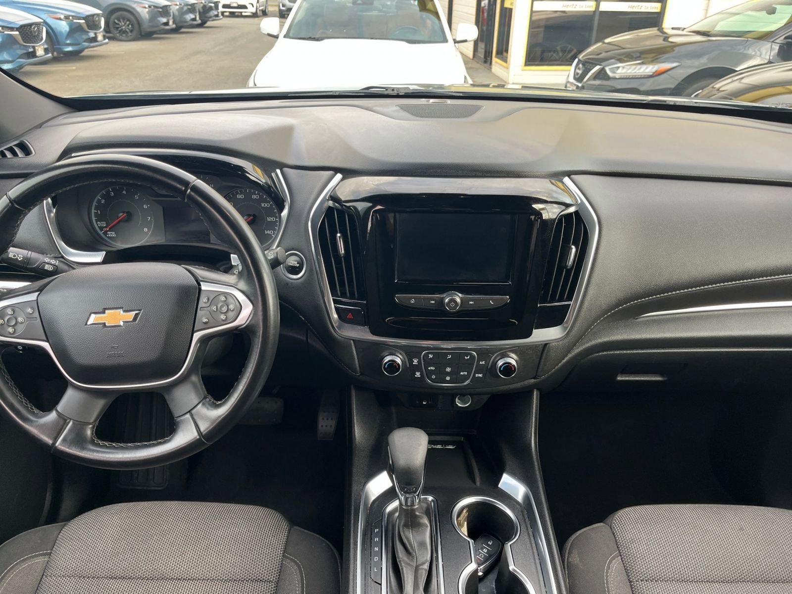 Used 2023 Chevrolet Traverse LT image 33