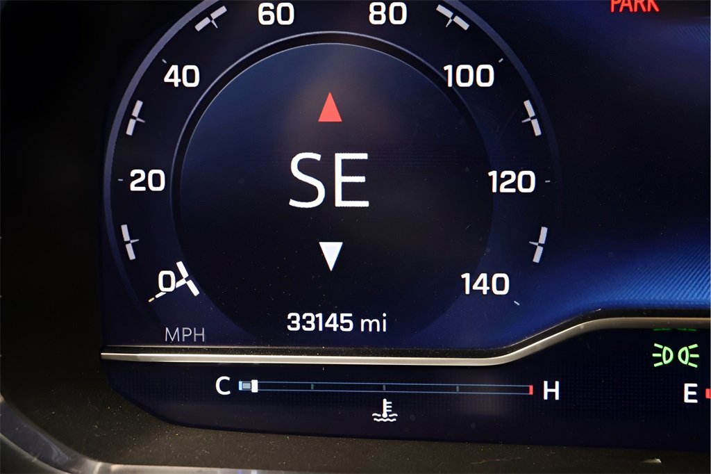 Used 2024 Chevrolet Tahoe Z71 w/ Luxury Package image 13