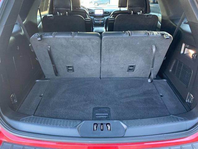 Used 2020 Ford Explorer XLT w/ Equipment Group 202A AWD/4WD image 17